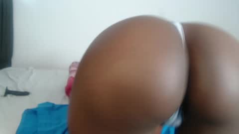 stacey_jaxn online show from May 6, 2026, 8:52 am