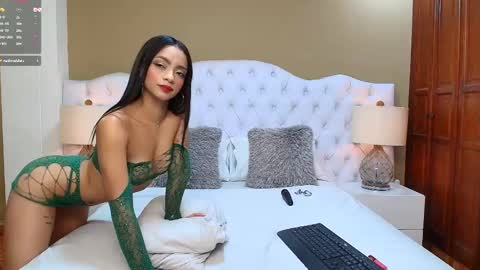 Snapshot of stacey_williams chatting on March 8, 2025, 1:39 am Stacey online show from March 8, 2025, 1:39 am