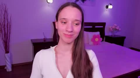 Snapshot of staceycutie chatting on March 26, 2026, 6:02 pm StaceyCutie online show from March 26, 2026, 6:02 pm