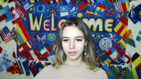 Snapshot of stacy_gr chatting on October 9, 2025, 8:12 am Stacy online show from October 9, 2025, 8:12 am