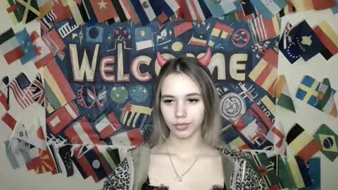 Snapshot of stacy_gr chatting on October 31, 2025, 8:04 am Stacy online show from October 31, 2025, 8:04 am