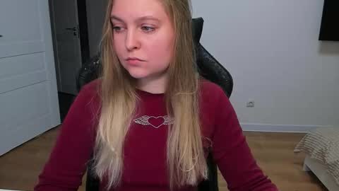 Stacy  online show from November 26, 2025, 3:46 pm