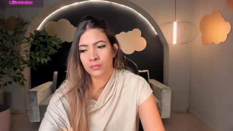 Im Stacy online show from December 21, 2024, 10:17 am