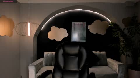 Im Stacy online show from January 13, 2025, 10:03 am