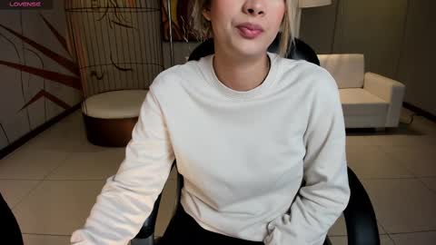Im Stacy online show from February 23, 2025, 11:22 am