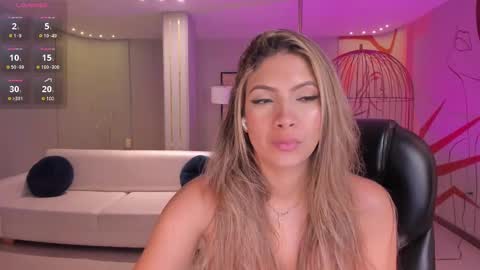 Im Stacy online show from February 24, 2025, 3:53 pm