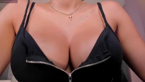 Im Stacy online show from March 8, 2025, 9:50 am