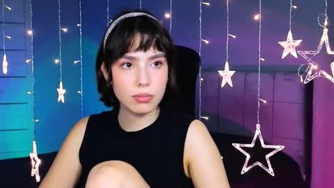 Snapshot of stacygonzales_ chatting on November 7, 2025, 8:36 am Bye bye dear See you on December 3st online show from November 7, 2025, 8:36 am