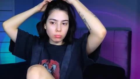 Snapshot of stacygonzales_ chatting on December 3, 2025, 10:02 am Bye bye dear See you on December 3st online show from December 3, 2025, 10:02 am