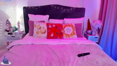 Snapshot of stacyjey chatting on December 18, 2024, 12:40 pm Stacy online show from December 18, 2024, 12:40 pm
