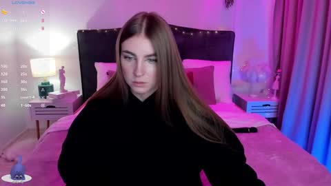 Snapshot of stacyjey chatting on January 28, 2025, 10:45 am Stacy online show from January 28, 2025, 10:45 am