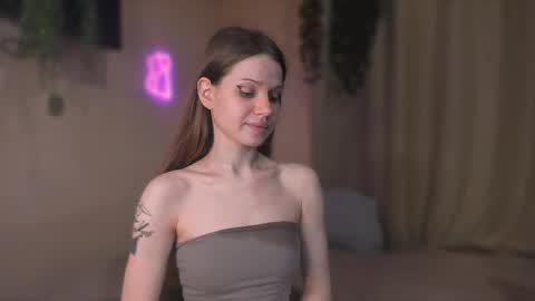 stacyloveforu online show from June 10, 2026, 12:55 am