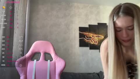 Stacy online show from April 29, 2026, 2:15 am