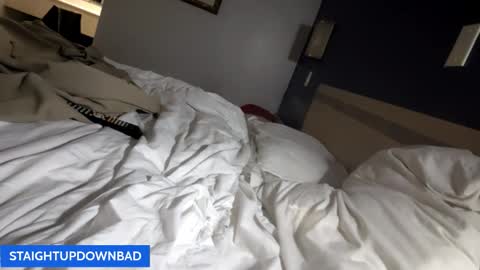 Straightupdownbad online show from January 14, 2026, 5:18 pm