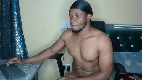 Snapshot of staminalord chatting on October 19, 2025, 2:56 am calvin online show from October 19, 2025, 2:56 am