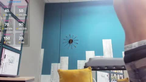 Stanly online show from February 6, 2025, 11:21 am