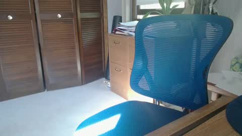 Snapshot of stanmycockup chatting on October 7, 2025, 3:20 pm StanmycockUp online show from October 7, 2025, 3:20 pm