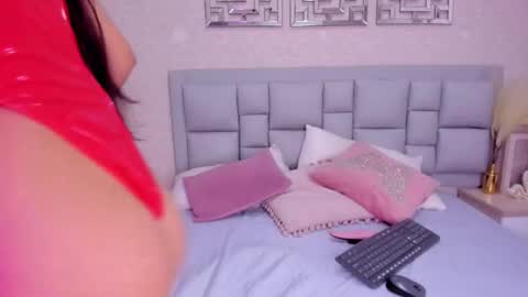 Star Doll online show from September 26, 2025, 7:51 pm