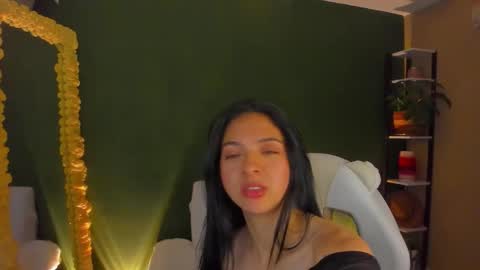 Snapshot of star_sub1 chatting on February 14, 2026, 1:02 am star_sub1 online show from February 14, 2026, 1:02 am