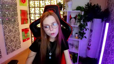 Tarra online show from May 1, 2026, 2:05 am