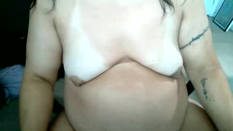 Snapshot of starella___saxxxton chatting on July 4, 2026, 6:14 pm starella___saxxxton online show from July 4, 2026, 6:14 pm