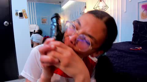 Stark Jones online show from October 31, 2025, 1:01 pm