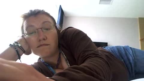 starlagurl online show from February 14, 2025, 9:03 am