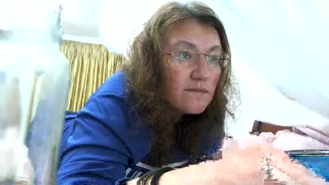 starlagurl online show from February 15, 2025, 12:01 pm