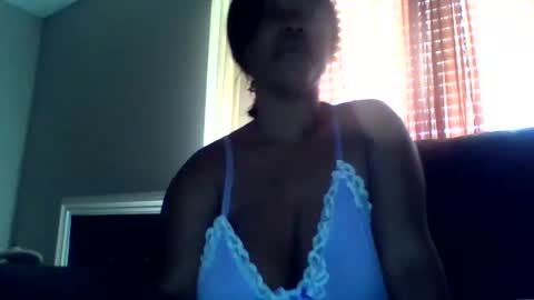 starlebomb online show from March 23, 2026, 2:10 pm