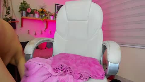Snapshot of starlie_ chatting on January 25, 2025, 9:57 am Alisson online show from January 25, 2025, 9:57 am