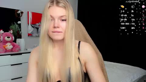 Caroline online show from February 10, 2025, 4:19 am