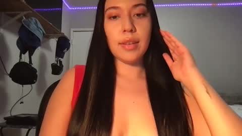 starlitdreams777 online show from February 27, 2025, 4:52 am