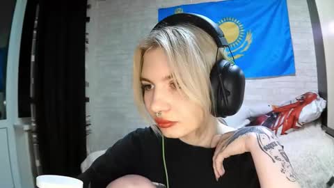 Katie online show from September 11, 2025, 4:07 pm