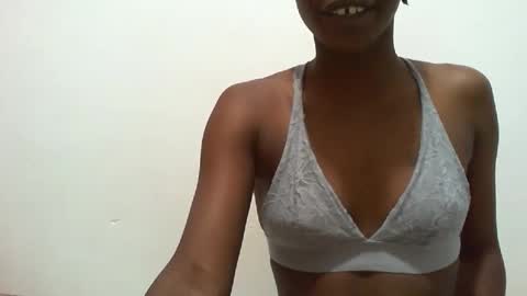 Snapshot of starry_sweetie chatting on October 27, 2025, 10:25 pm sweetgirl online show from October 27, 2025, 10:25 pm