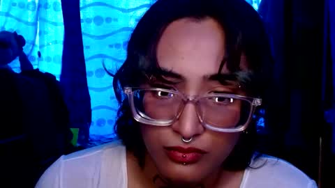 Snapshot of stars4spider_ chatting on September 25, 2025, 7:17 pm online show from September 25, 2025, 7:17 pm