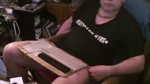 starterxyman online show from April 22, 2026, 4:52 pm