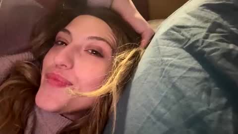 Starving4cock online show from December 20, 2025, 8:32 am