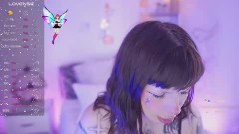 Snapshot of starwitch_ chatting on October 29, 2025, 1:24 pm Yoko online show from October 29, 2025, 1:24 pm