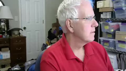 Snapshot of stasw20 chatting on September 17, 2025, 8:54 pm stasw20 online show from September 17, 2025, 8:54 pm