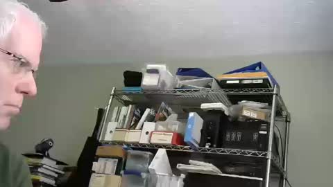 Snapshot of stasw20 chatting on October 13, 2025, 7:36 pm stasw20 online show from October 13, 2025, 7:36 pm