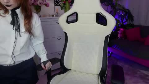 MONICA online show from February 4, 2026, 1:06 pm