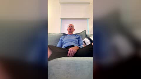 steamengine1963 online show from April 9, 2026, 12:21 pm