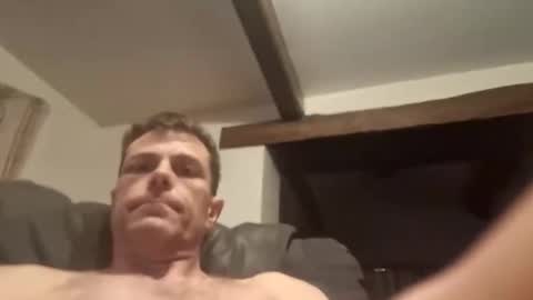 stebxxxx514975 online show from April 5, 2026, 4:09 am