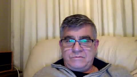 Snapshot of stedom chatting on January 17, 2025, 5:08 pm stepdom online show from January 17, 2025, 5:08 pm