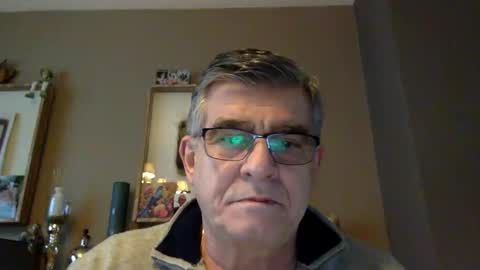 Snapshot of stedom chatting on January 24, 2025, 10:11 am stepdom online show from January 24, 2025, 10:11 am