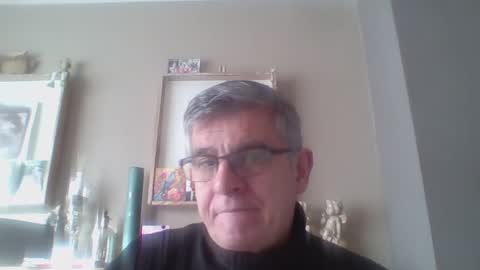 Snapshot of stedom chatting on January 29, 2025, 2:10 pm stepdom online show from January 29, 2025, 2:10 pm