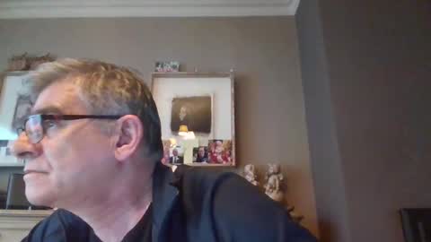 Snapshot of stedom chatting on February 11, 2025, 2:35 pm stepdom online show from February 11, 2025, 2:35 pm