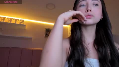 Snapshot of stefaagomez chatting on March 6, 2025, 5:22 pm Stefa Gomez  online show from March 6, 2025, 5:22 pm