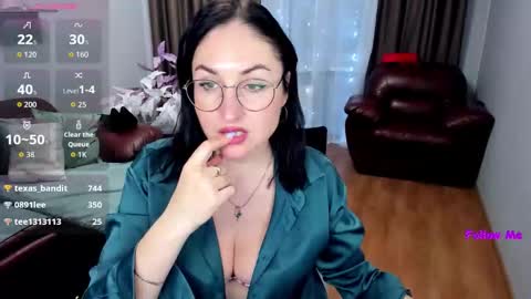 StefanaWinter online show from May 11, 2026, 4:04 pm