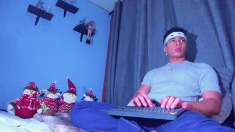 Snapshot of stefann_salvatore chatting on January 3, 2025, 1:48 am Stefann Salvatore online show from January 3, 2025, 1:48 am